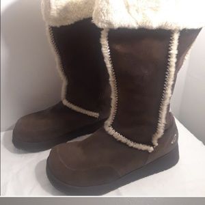 Roxy Boots  SIZE  # 9